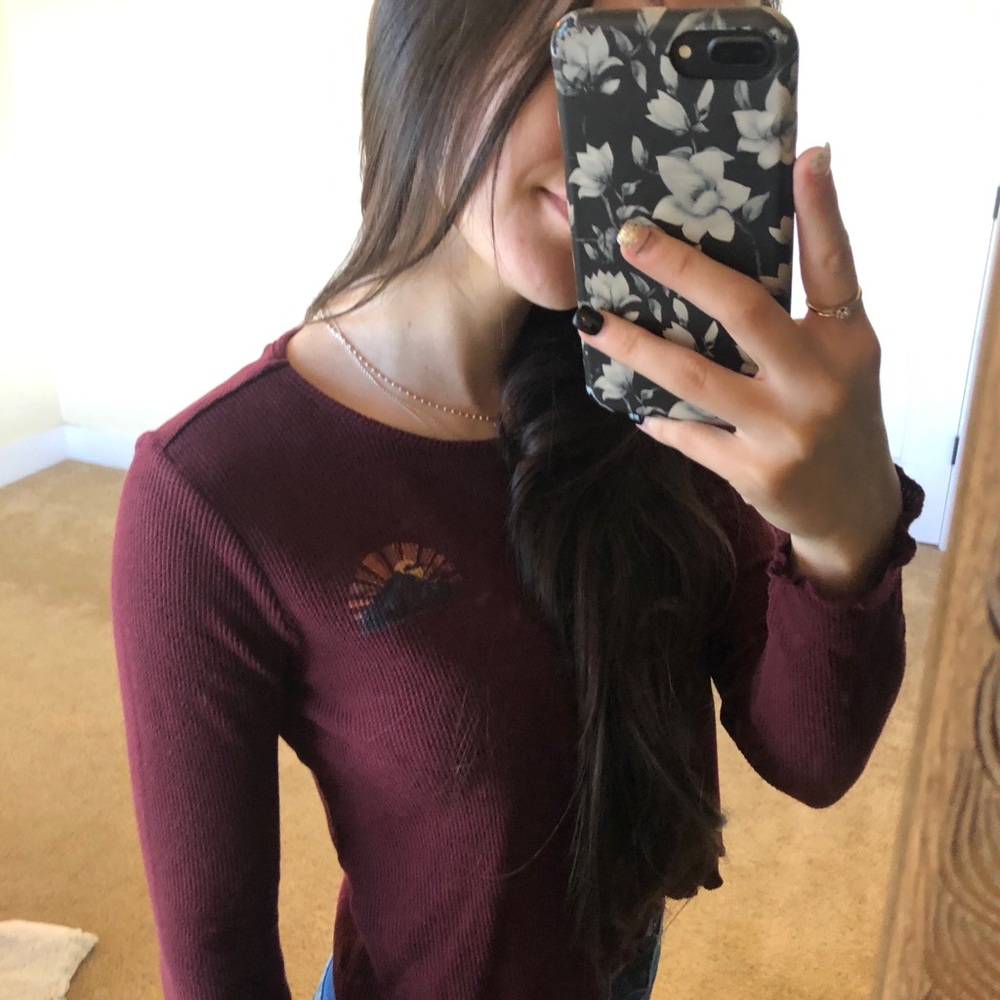 Tillys Long Sleeve Crop